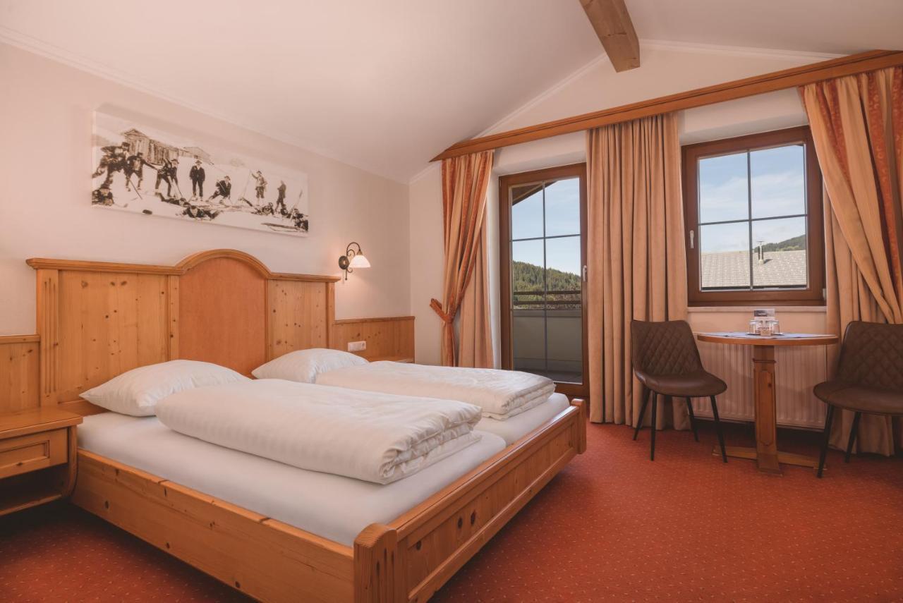 Loipenstubn Hotel Brixen im Thale Bagian luar foto