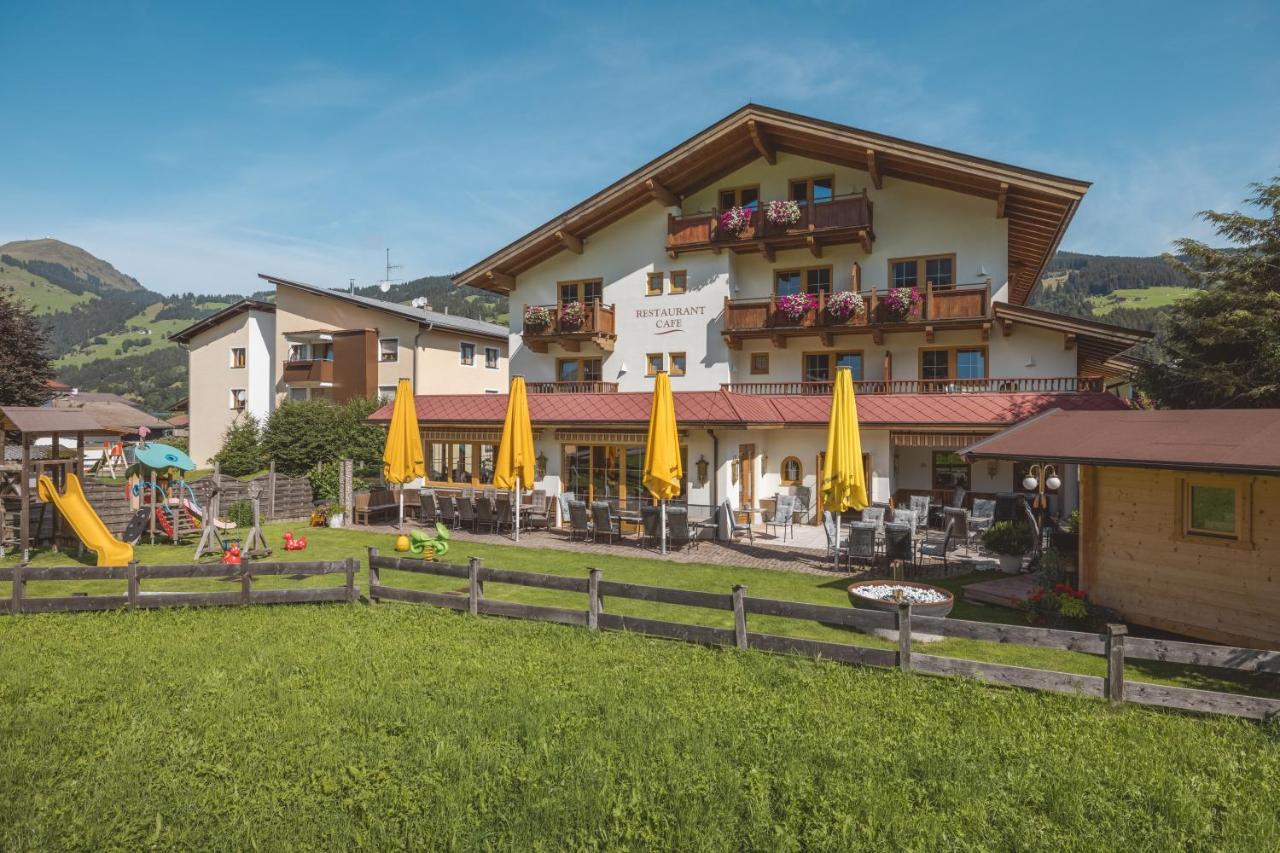 Loipenstubn Hotel Brixen im Thale Bagian luar foto