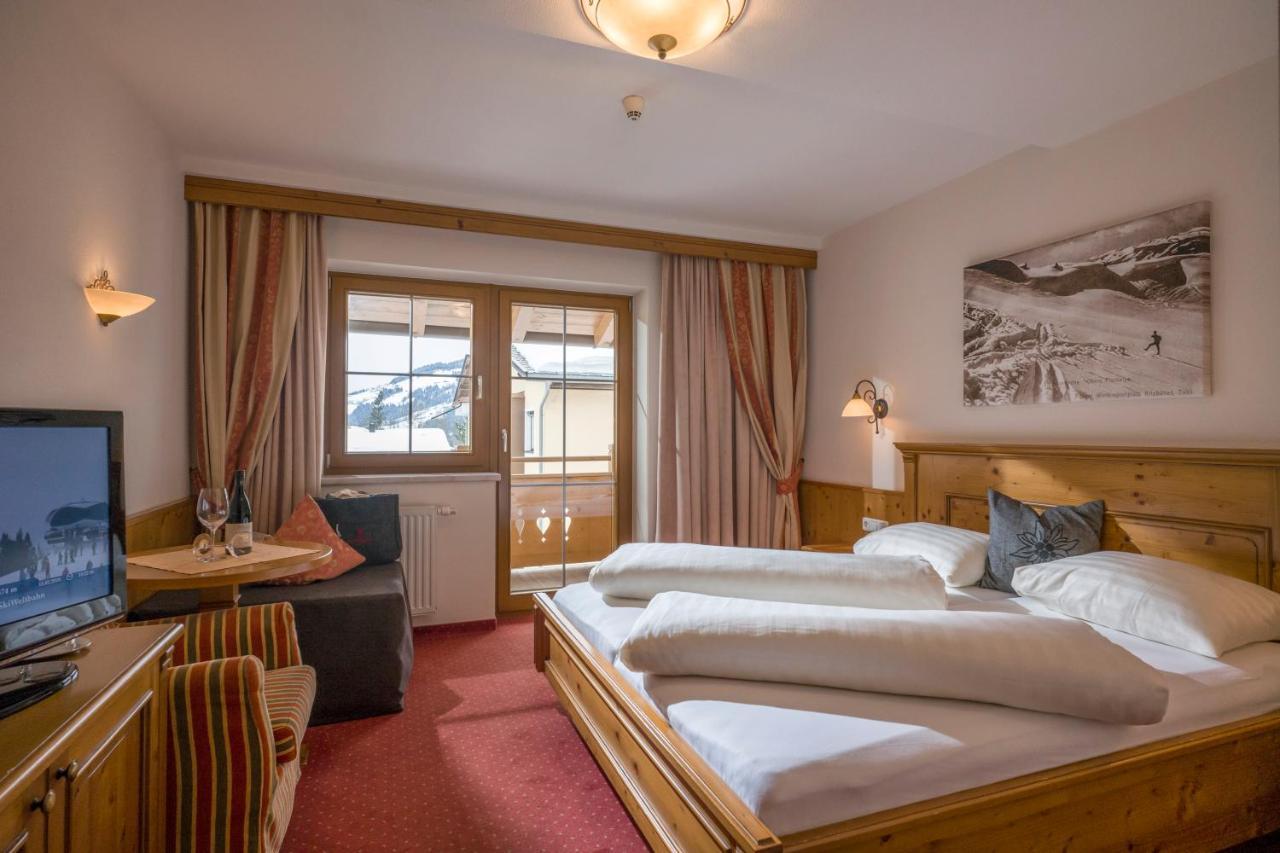 Loipenstubn Hotel Brixen im Thale Bagian luar foto