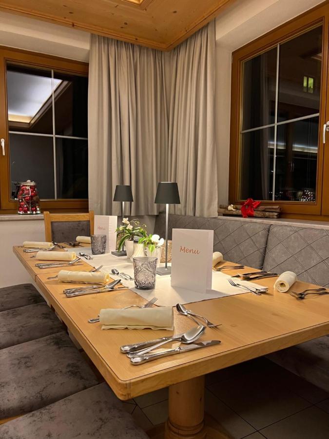 Loipenstubn Hotel Brixen im Thale Bagian luar foto