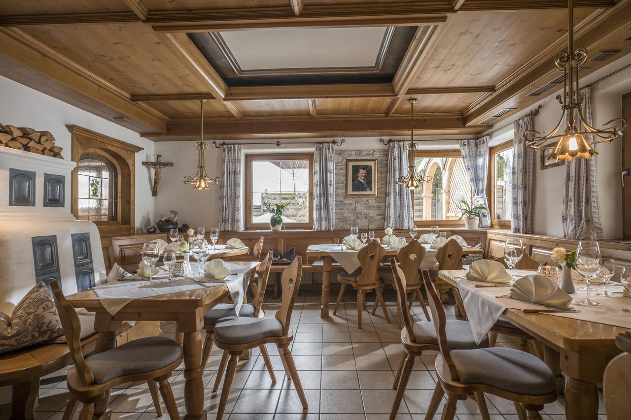 Loipenstubn Hotel Brixen im Thale Bagian luar foto